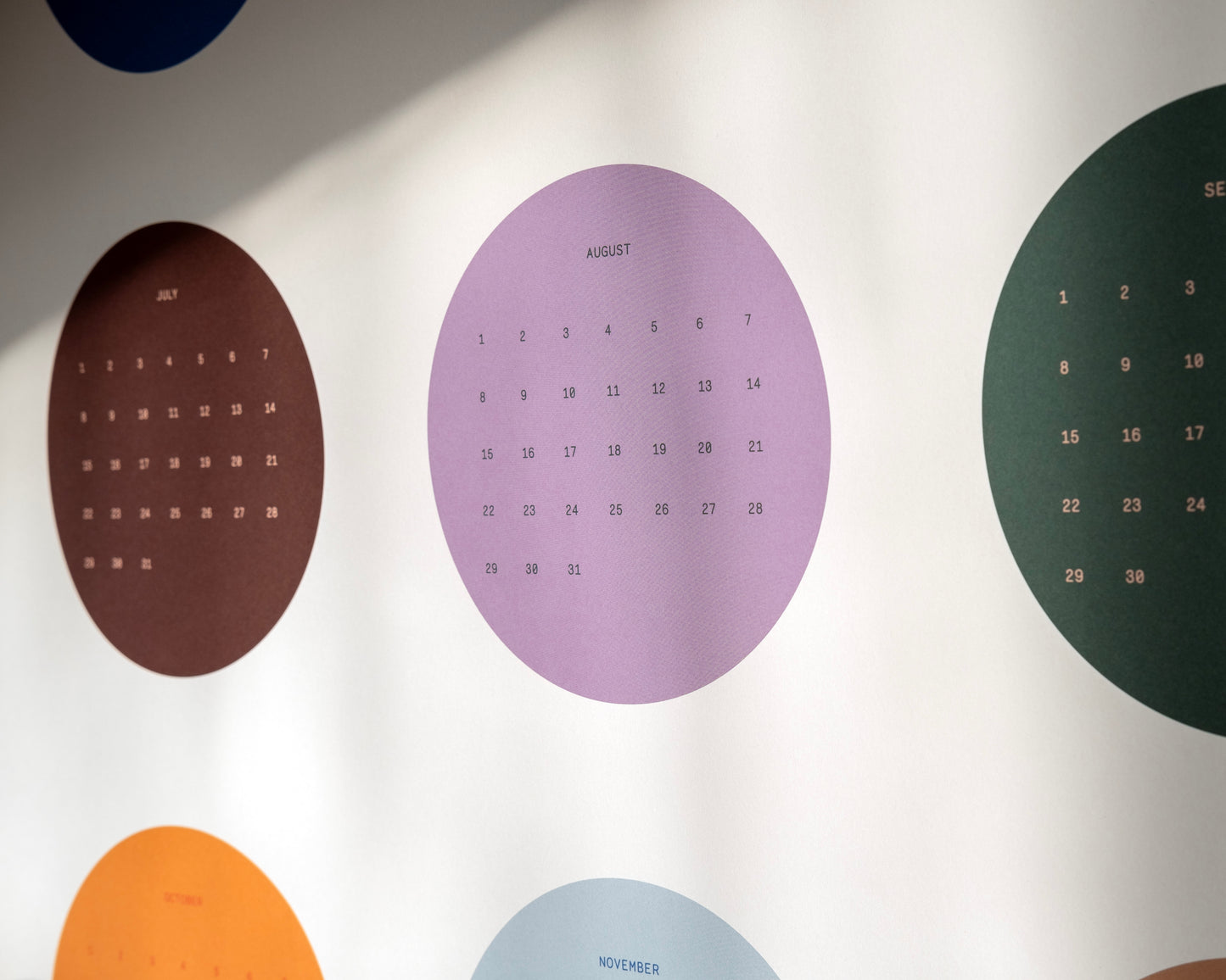 2025 Dots Calendar 70x100cm