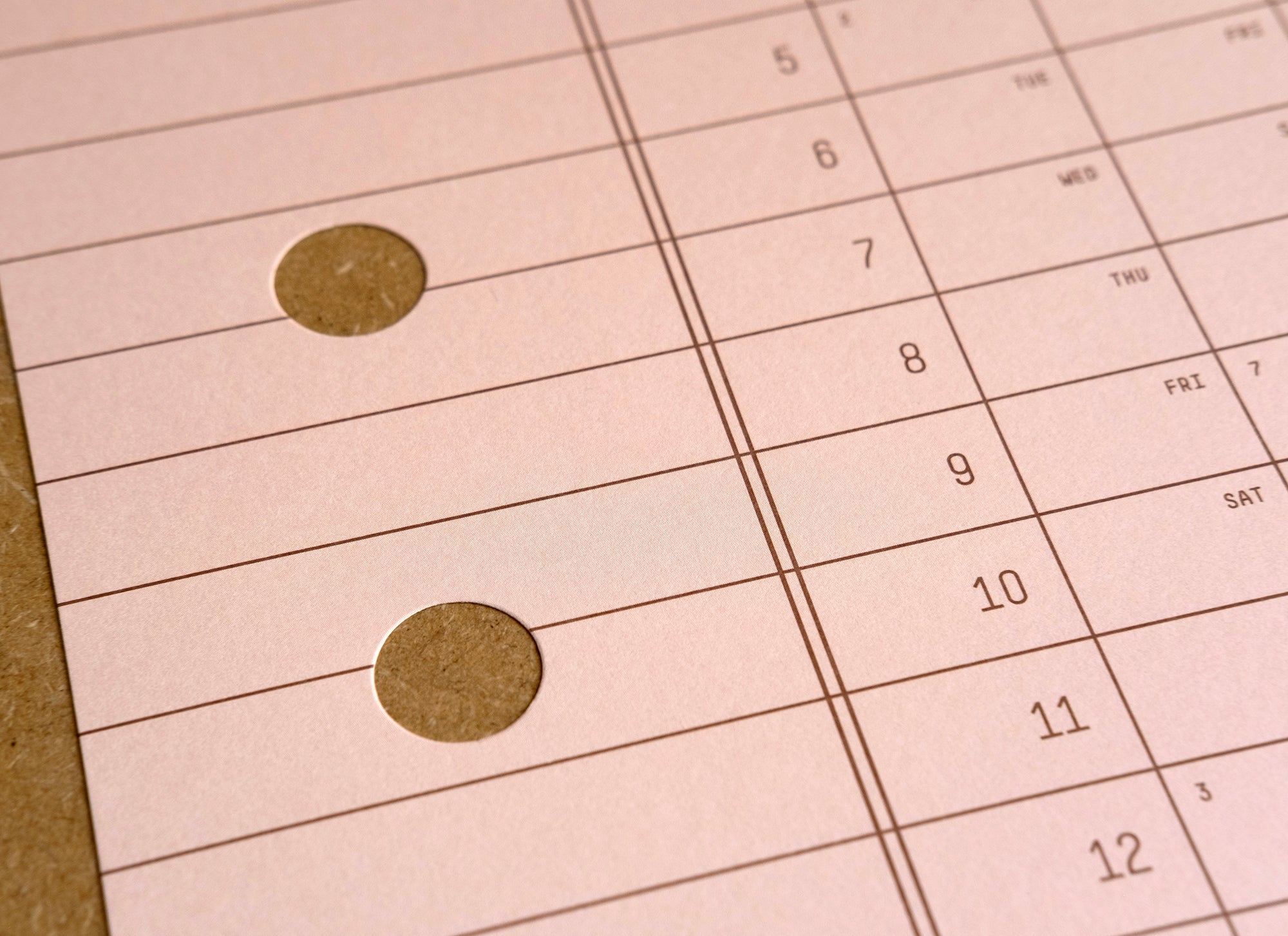 2026 Peach Calendar 44x62cm